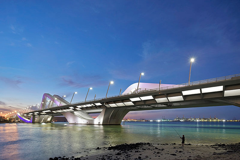 Zaha Hadid - Sheikh Zayed Bridge © Hufton+Crow